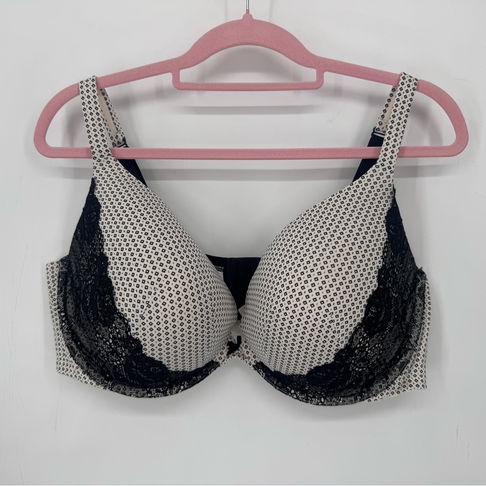Cacique Women's Cream Push-up Bra with Black Lace Overlay & Design Size 46DD